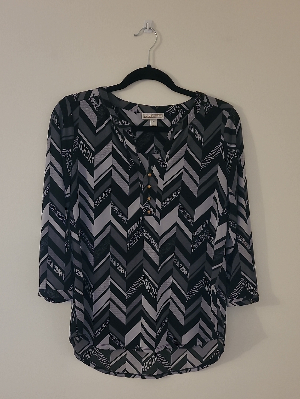 Dana Buchman Black & Light Gray Chevron Henley Blouse